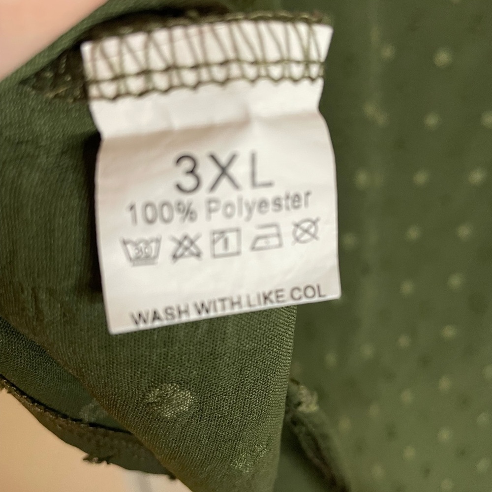 Olive Green Eyelet Short Sleeve Blouse - Picture 5 of 5